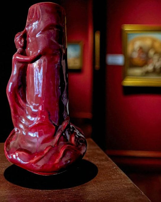 Antique Zsolnay Eosin Glazed Ceramic Figural Vase, Hungary (c.1900–1940) – Large 49cm Art Nouveau Masterpiece