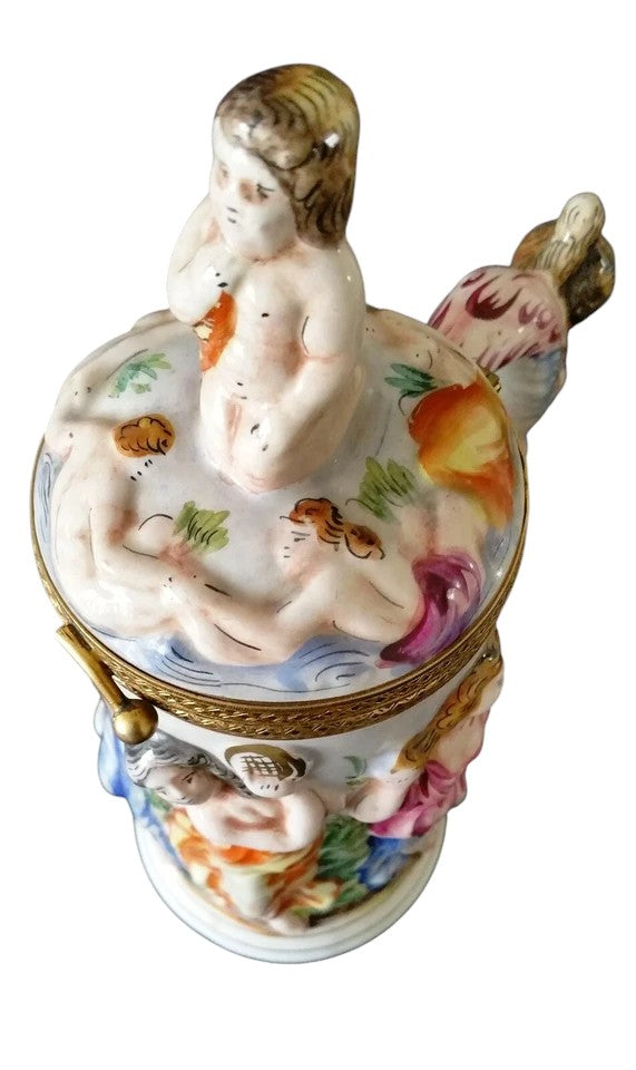 Vintage Capodimonte Hand-Painted Jug with Cupid Finial – Italian Majolica Porcelain