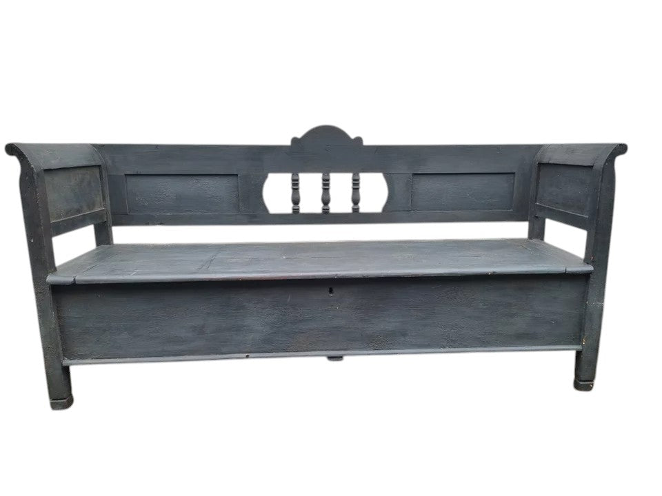 Early 20th Century Eastern European Farmhouse Bench