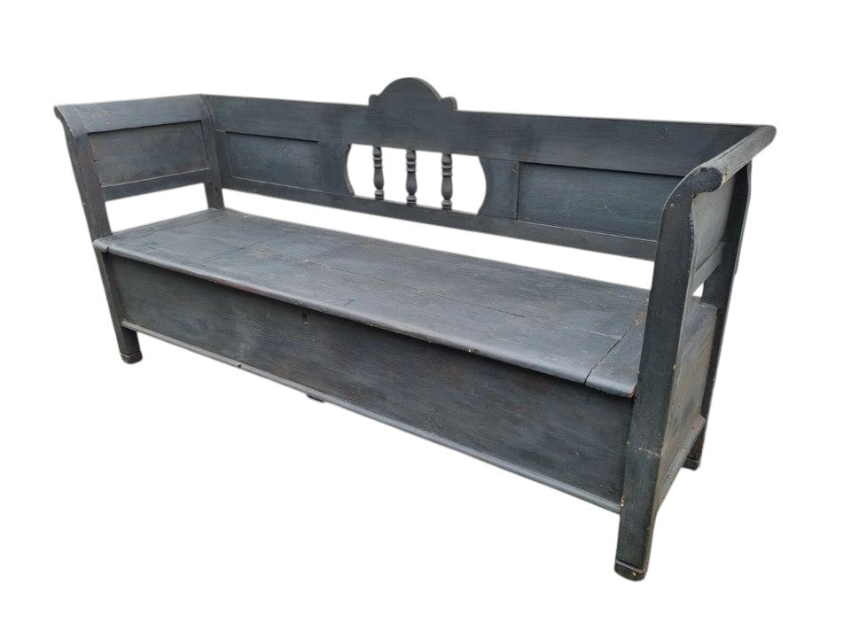 Early 20th Century Eastern European Farmhouse Bench