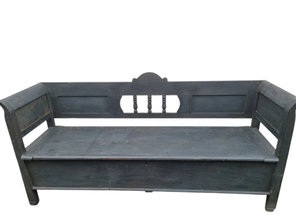 Early 20th Century Eastern European Farmhouse Bench