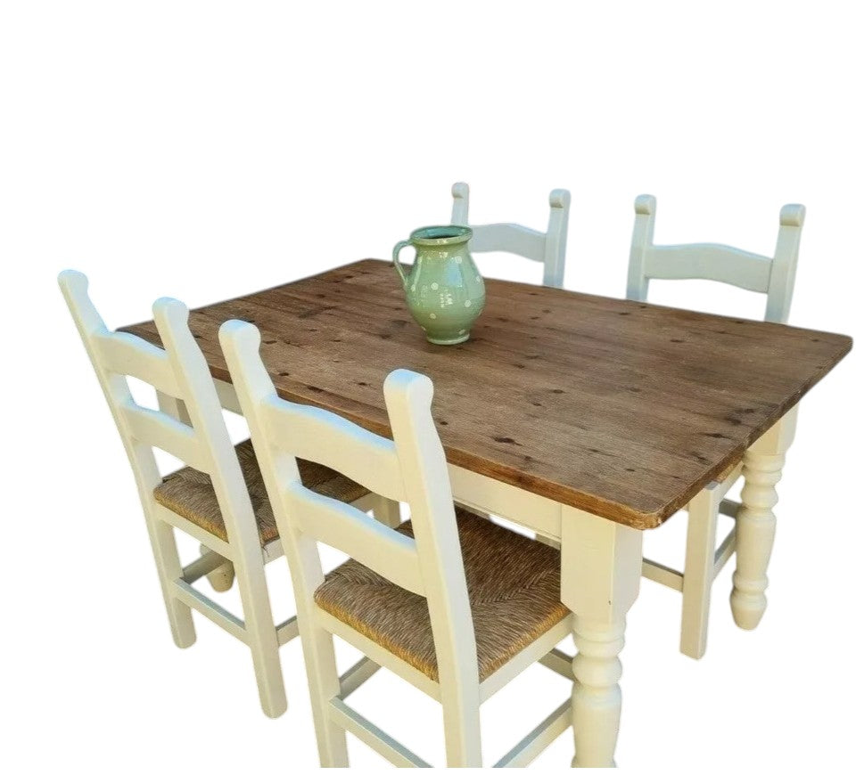 Rustic Farmhouse Pine Dining Table with Four Chairs – Antique Vintage Style