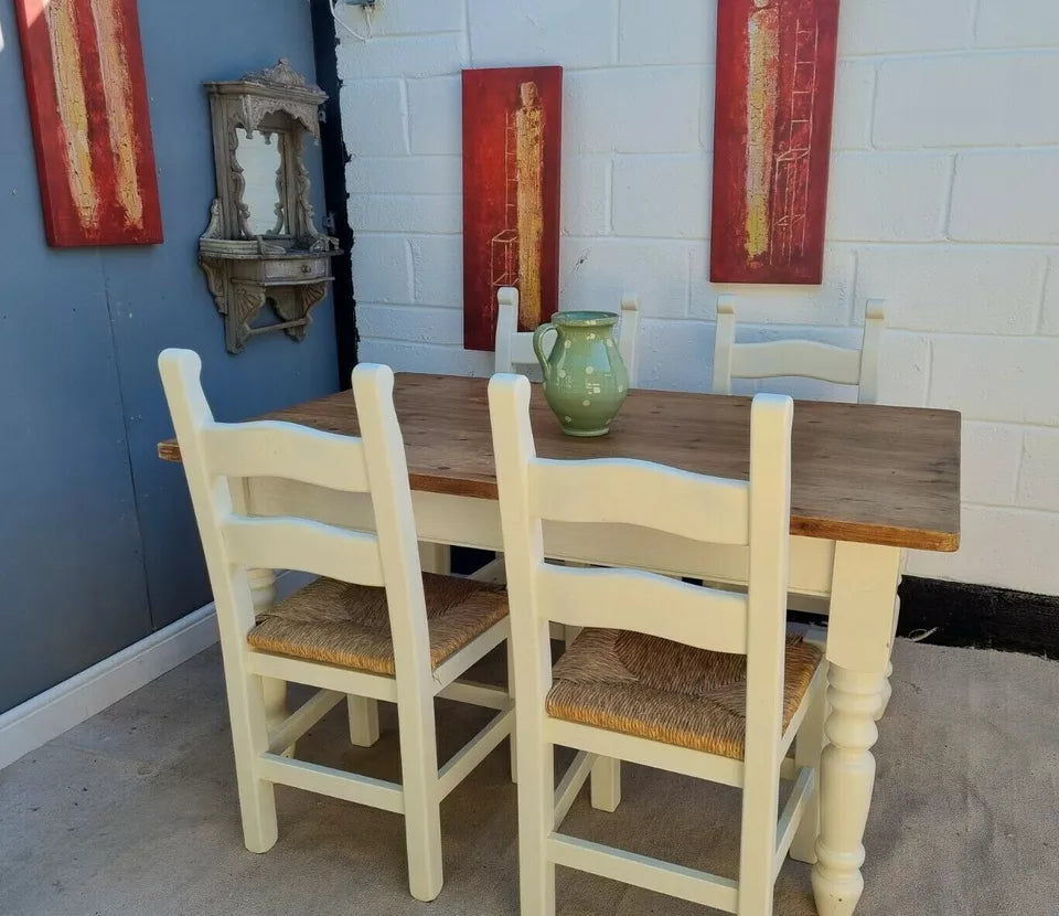Rustic Farmhouse Pine Dining Table with Four Chairs – Antique Vintage Style