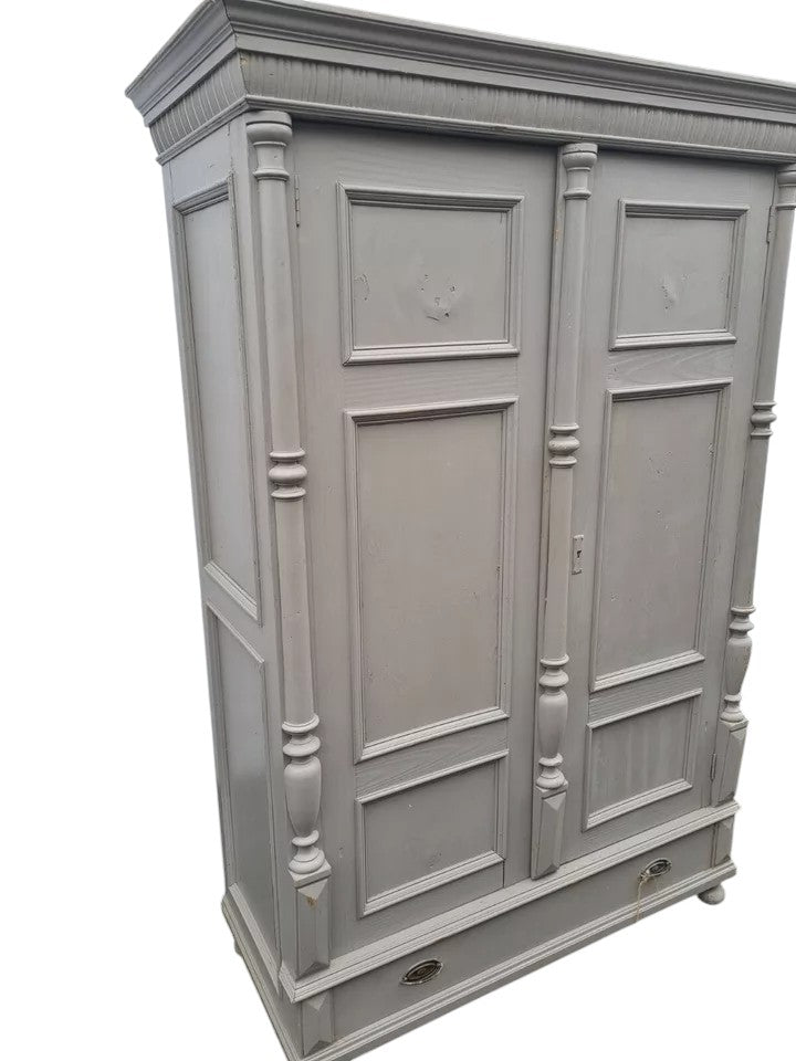 Antique Pine Wardrobe – Farmhouse Elegance